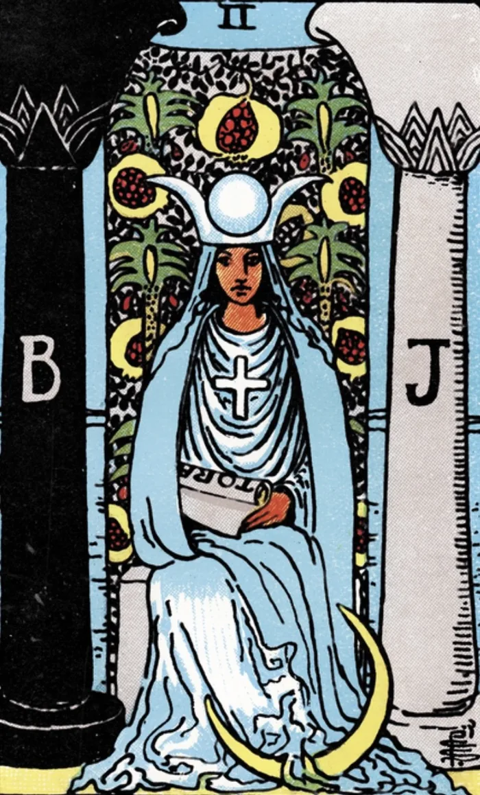 La Sacerdotisa